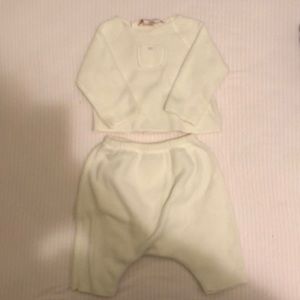 Bonpoint Cream Fleece Outfit